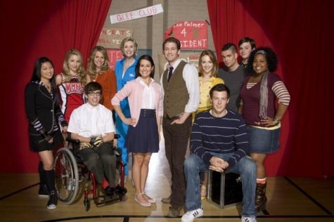 GLEE: An uplifting series with biting humor that follows an optimistic high school teacher as he tries to refuel his own passion while reinventing the high school’s glee club and challenging a group of outcasts to realize their star potential. A special preview following AMERICAN IDOL will air Tuesday, May 19 (9:00-10:00 PM ET/PT) on FOX. The show will then premiere in the fall (date to be announced.)  Pictured back row L-R: Jenna Ushkowitz, Dianna Agron,  Jessalyn Gilsig, Jane Lynch, Mark Salling, Chris Colfer and Amber Riley. Front row L-R: Kevin McHale, Lea Michele, Matthew Morrison, Jayma Mays and Cory Monteith. ©2008 Fox Broadcasting Co. CR: Joe Viles/FOX