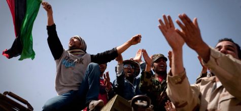 Libyan rebels close on key Gadhafi stronghold.