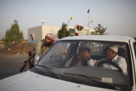 Rebel Reinforcements Arrive at Gadhafi Stronghold