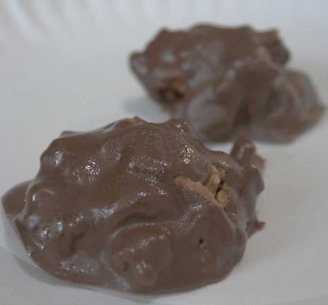 A simple and tasty crunchy truffle! A perfect, fast snack with friends.
