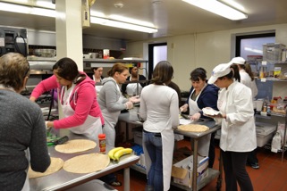 Participants were divided into two groups; one group learned how to prepare healthy meals in the kitchen while the other group spent time in a classroom lecture.