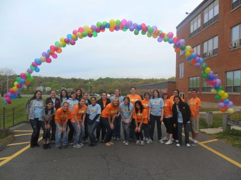 The student members of Students Making an Impact on their Living Environment (S.M.I.L.E) who helped set up for Walk MS 2012.