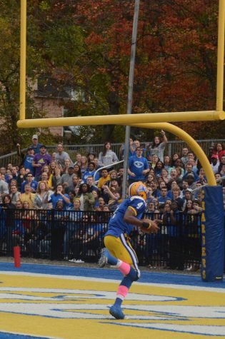 The Chargers scored the game’s final 35 points to lead the football team to a 48-9 victory over SCSU and retained the Elm City Trophy for the third-straight season. 