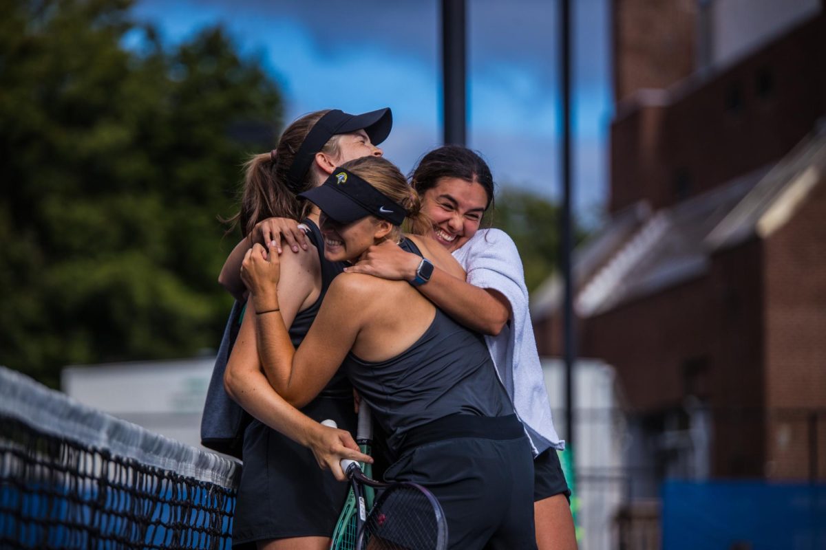 Laura, Leni and Karim celebrating against Assumption